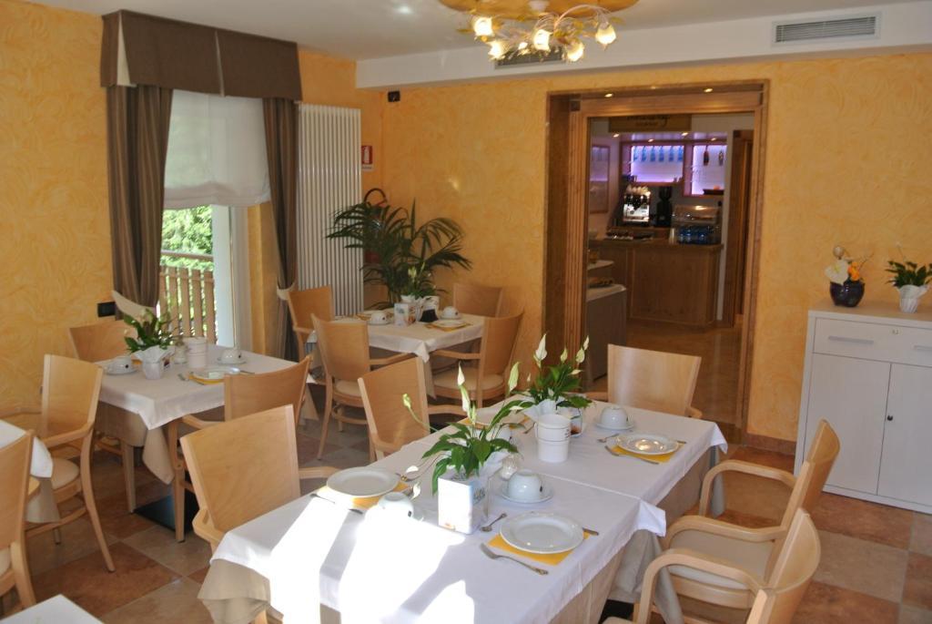 פרג'ינה ולסוגאנה Residence Hotel Miralago מראה חיצוני תמונה